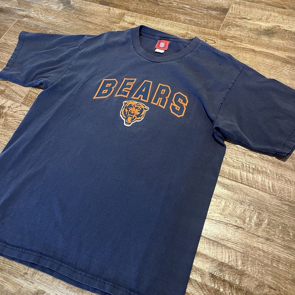 VTG Chicago Bears Shirt Mens Large Blue Graphic Spell Out Short Sleeve NFL Y2K